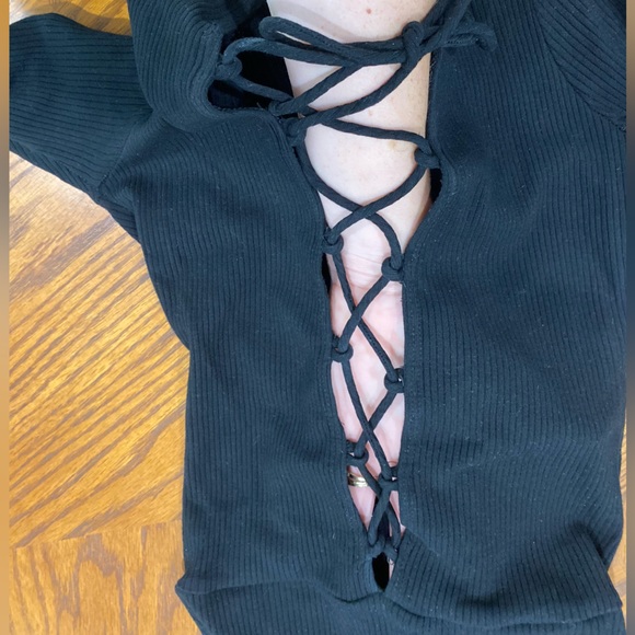 Reformation Avalon bodysuit - Picture 4 of 9